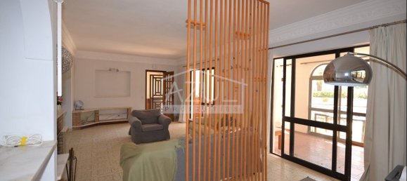 4 Schlafzimmer Villa in Loule, Portugal, Nr. 199135 7