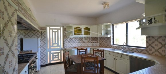 4 Schlafzimmer Villa in Loule, Portugal, Nr. 199135 12