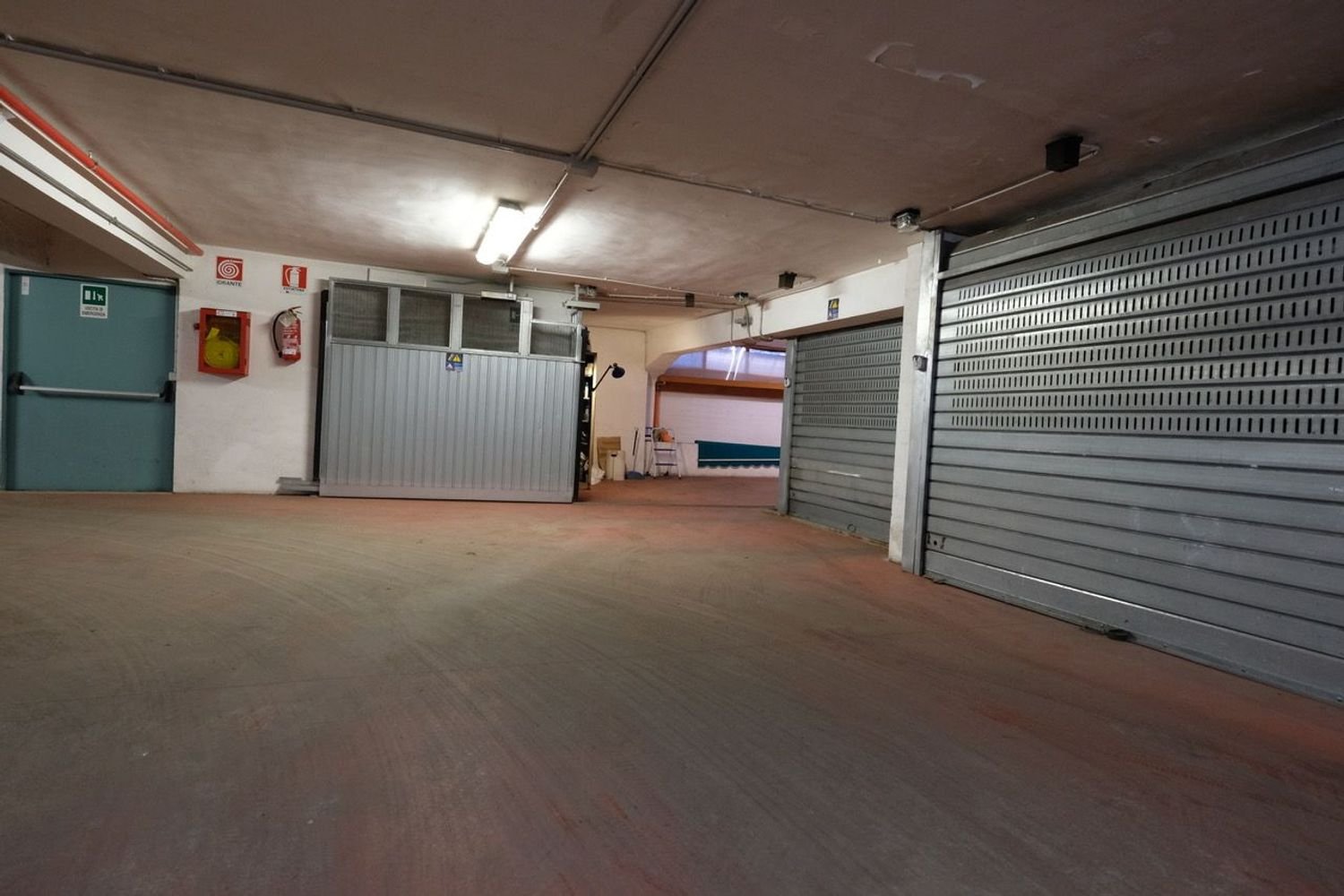 Garage in Rome, Italy 36m², Nr. 46765