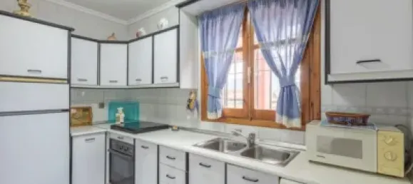 4 bedrooms House in Granada, Spain No. 135600 5