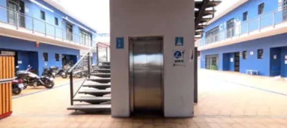 Propiedad comercial en Adeje, Spain 870 m² No. 172535 3