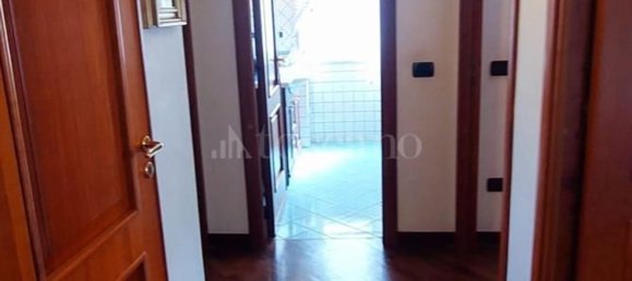 4-Zimmer Wohnung in Naples, Italy, Nr. 8784 9