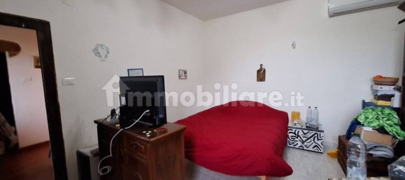 2 Schlafzimmer Haus in Collesalvetti, Italy, Nr. 45141 6