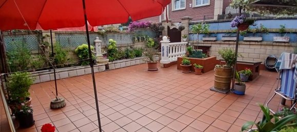 5 bedrooms Townhouse in Castro-Urdiales, Spain No. 181936 9