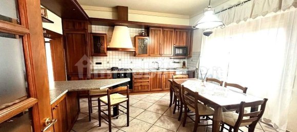 5 bedrooms Villa in Certaldo, Italy No. 223407 10