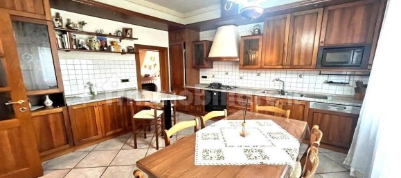 5 bedrooms Villa in Certaldo, Italy No. 223407 11