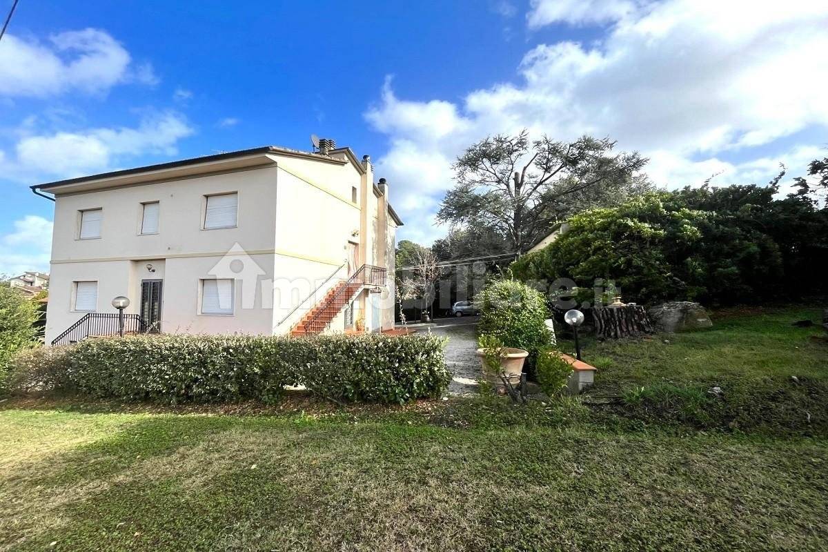 5 bedrooms Villa in Certaldo, Italy No. 223407