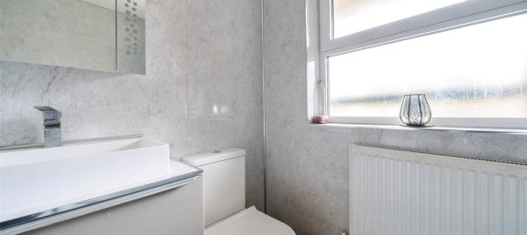 2 bedrooms Apartment in London, United Kingdom No. 7626 15