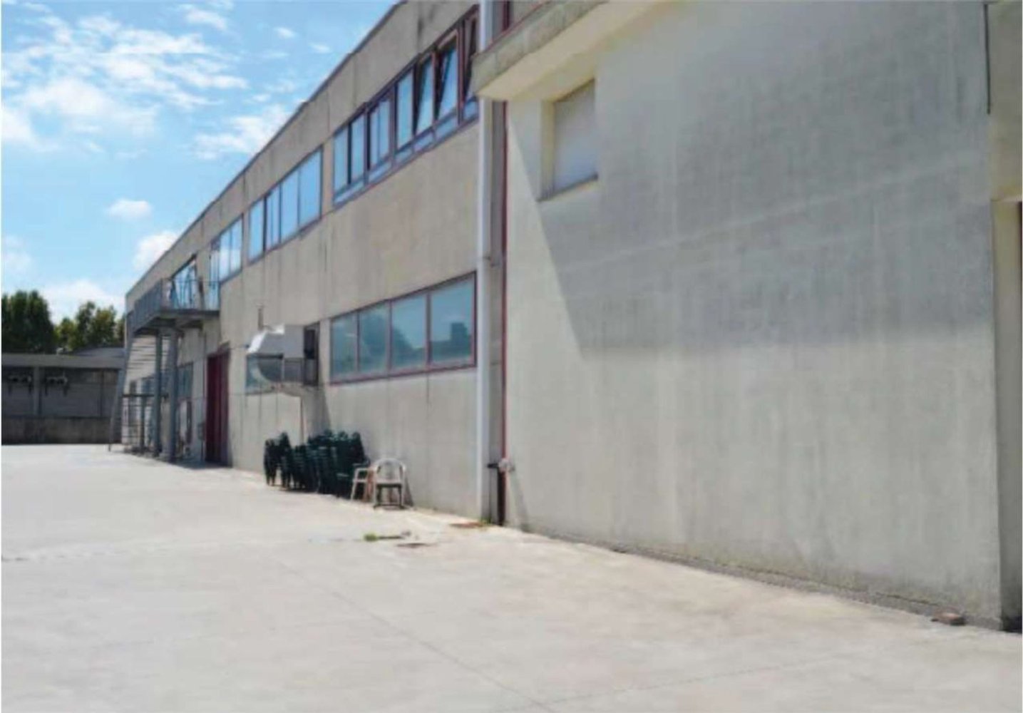 2268m² Building in Jesolo, Italy No. 310631