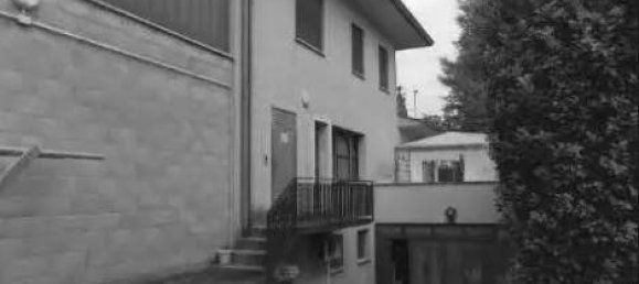 6 bedrooms Villa in Vicenza, Italy No. 371033 3