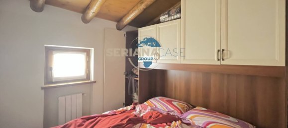 2-salle Appartement à Oneta, Italy No. 300182 6