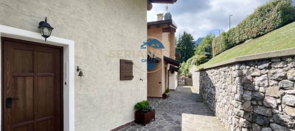 2-salle Appartement à Oneta, Italy No. 300182 10