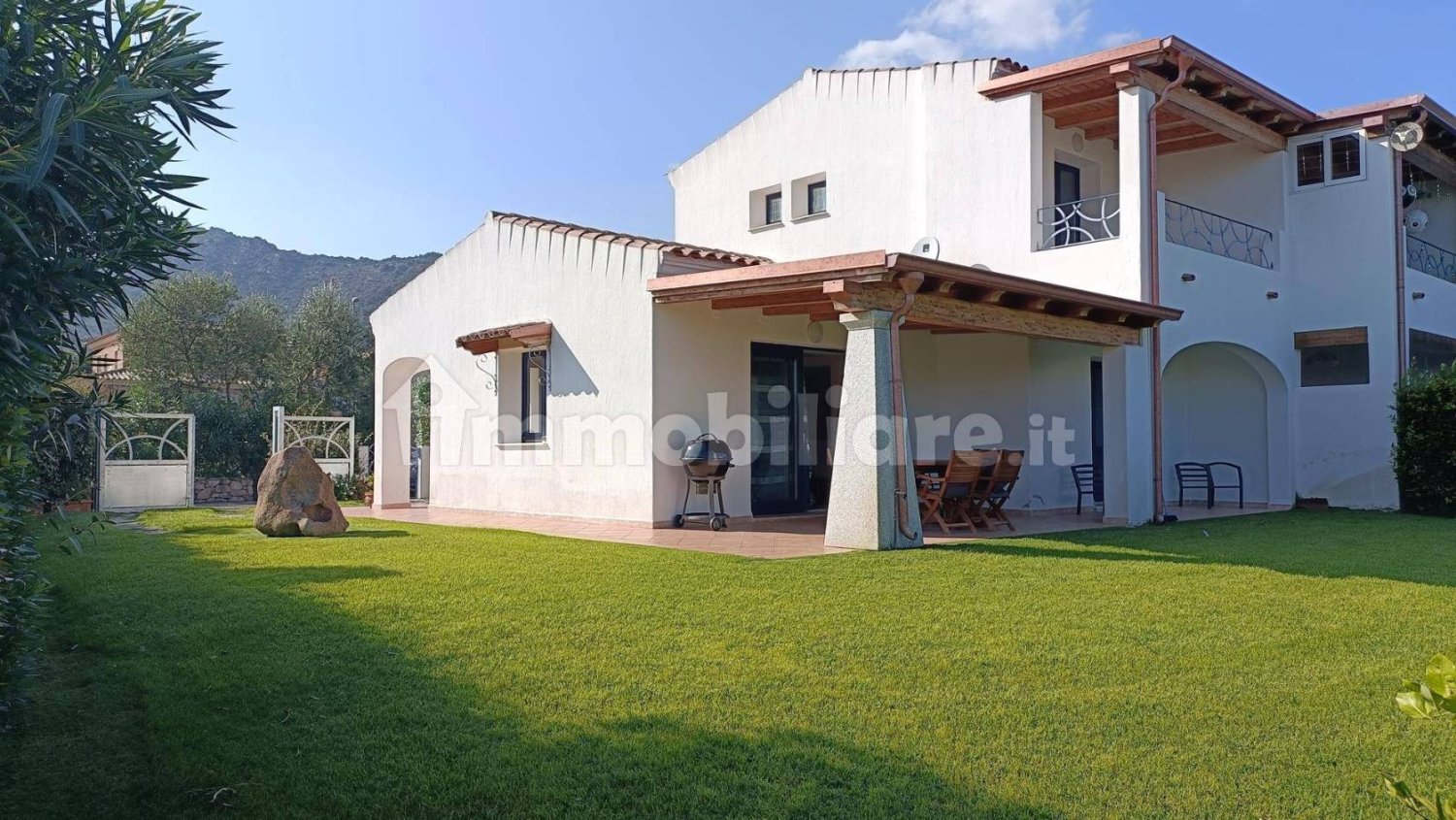 2 bedrooms House in San Teodoro, Italy No. 229475