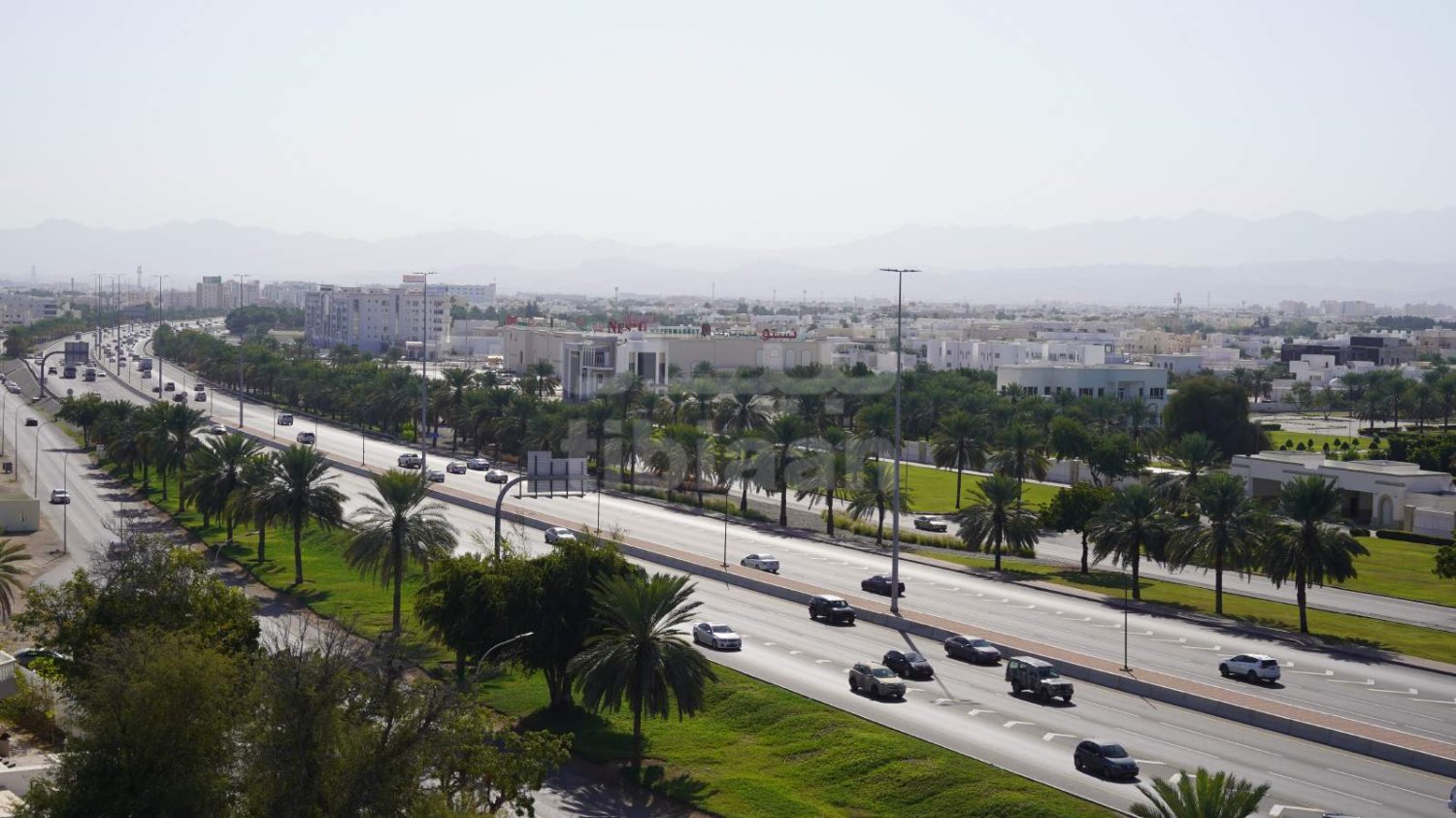 Квартира с 3 спальнями в Эс Сиб, Оман № 452