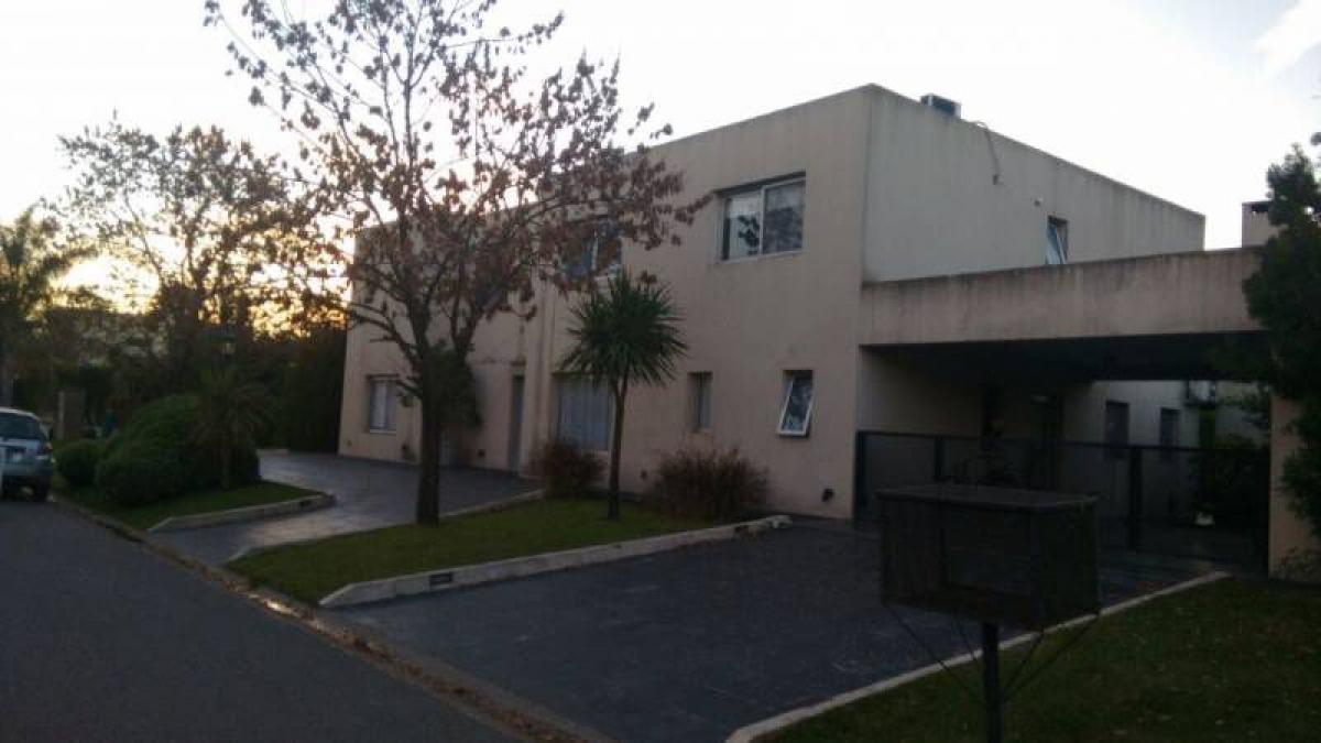 4 Schlafzimmer Haus in Escobar, Argentina, Nr. 56512