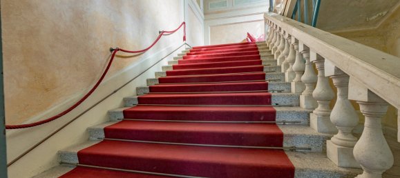 20 bedrooms Building in Cremona, Italy No. 112401 9