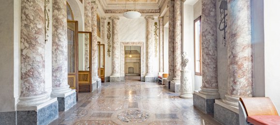 20 bedrooms Building in Cremona, Italy No. 112401 2