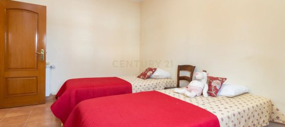 4 bedrooms House in Corroios, Portugal No. 119805 6