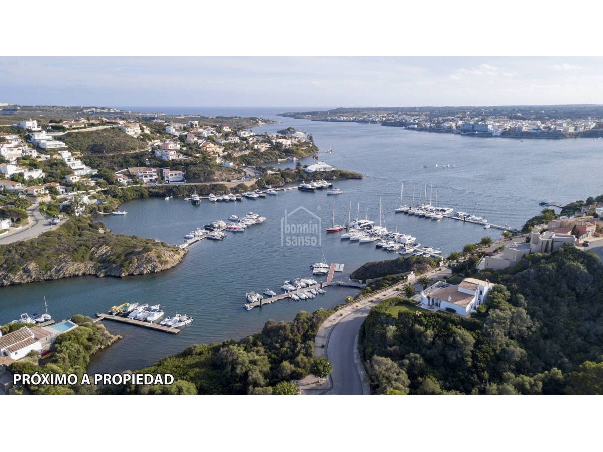 5 bedrooms Land in Mahon, Spain No. 3819