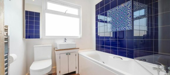 3 bedrooms House in Beckenham, United Kingdom No. 3023 12