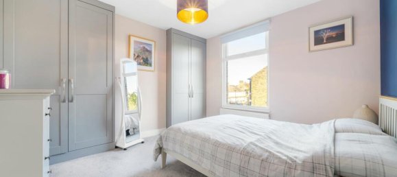 3 bedrooms House in Beckenham, United Kingdom No. 3023 9