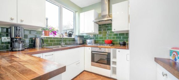 3 bedrooms House in Beckenham, United Kingdom No. 3023 3