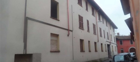 1044m² Building in Brignano Gera d'Adda, Italy No. 260408 5