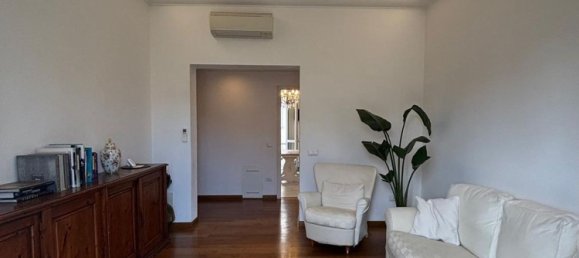 4 غرف نوم شقة في Florence, Italy رقم 347337 14