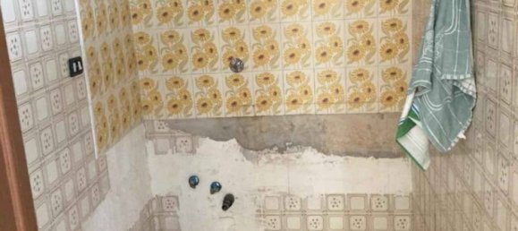 Edifício de 5 divisões em Grumo Nevano, Italy N.º 164184 20