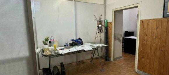 Edifício de 5 divisões em Grumo Nevano, Italy N.º 164184 8