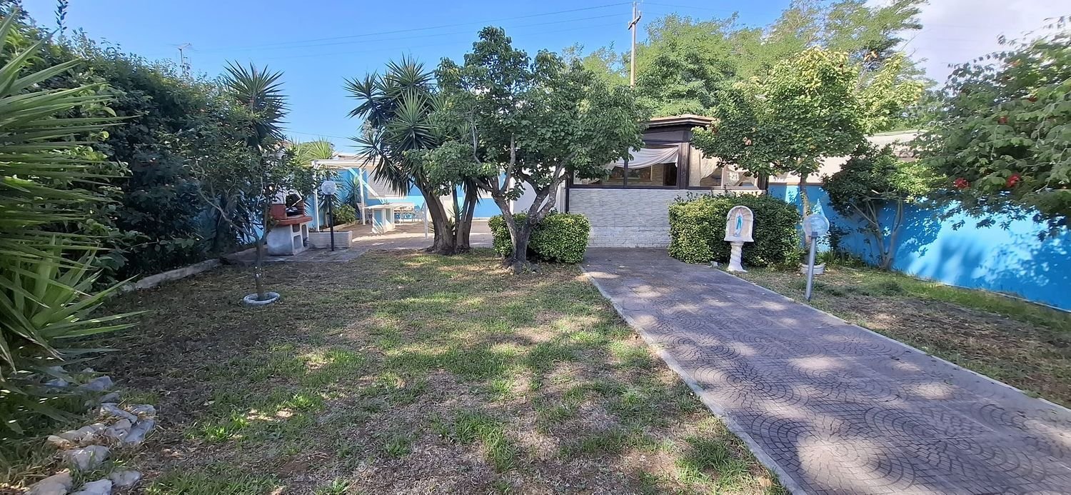 5 غرف نوم منزل في Terracina, Italy رقم 389193