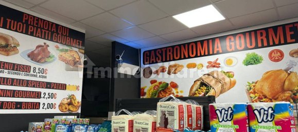 4-Zimmer Gewerbliche Immobilie in Formia, Italy, Nr. 281948 16