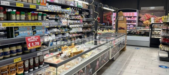 4-Zimmer Gewerbliche Immobilie in Formia, Italy, Nr. 281948 24