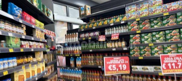 4-Zimmer Gewerbliche Immobilie in Formia, Italy, Nr. 281948 10