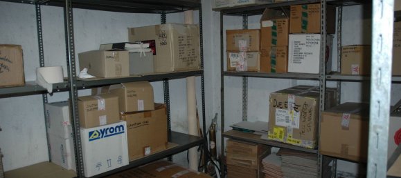 111m² Commercial property in Milan, Italy No. 246983 5