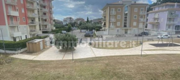 Apartamento de 2 dormitorios en Alba Adriatica, Italy No. 301405 31