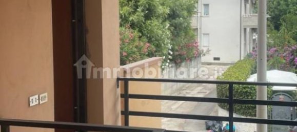 Apartamento de 2 dormitorios en Alba Adriatica, Italy No. 301405 2