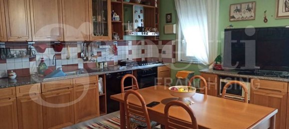 3 bedrooms Apartment in Messina, Italy No. 70323 16