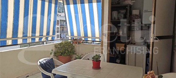 3 bedrooms Apartment in Messina, Italy No. 70323 7