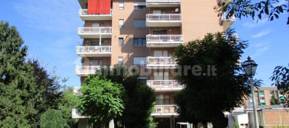 1 bedroom Apartment in Moncalieri, Italy No. 323978 2