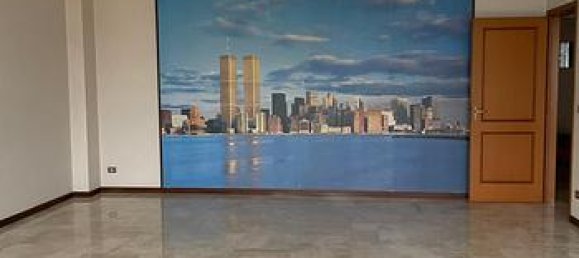 Escritório de 4 divisões em Brindisi, Italy N.º 257269 3