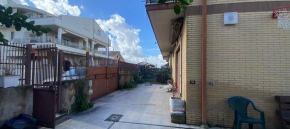 3 bedrooms Apartment in Rome, Italy No. 310811 17