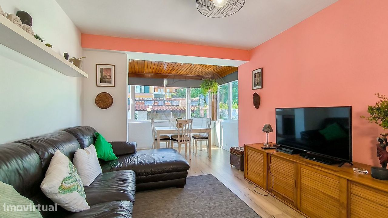 4 غرف نوم منزل في Odivelas, Portugal رقم 216464