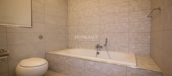 Квартира с 3 спальнями в Мсида, Мальта № 9114 24