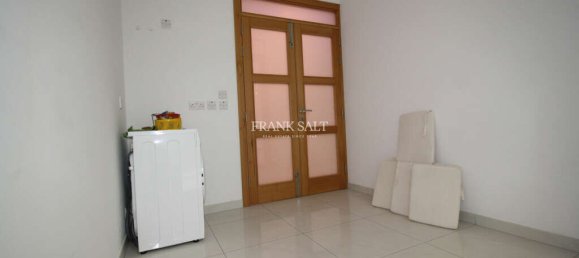 Квартира с 3 спальнями в Мсида, Мальта № 9114 14