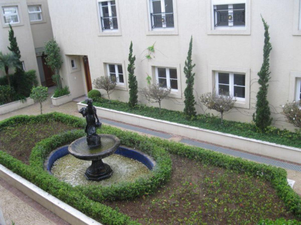 Дом с 4 спальнями в Сан-Паулу, Бразилия № 486099