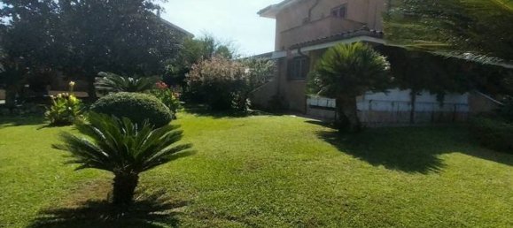 4 bedrooms Villa in Rome, Italy No. 11196 40