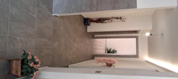 Квартира с 4 комнатами в Удине, Италия № 351681 4