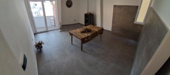 Квартира с 4 комнатами в Удине, Италия № 351681 3