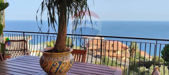 3 rooms Apartment in Letojanni, Italy No. 261883 3